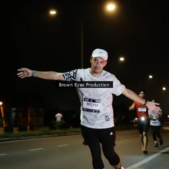 Runner Photo 7627639