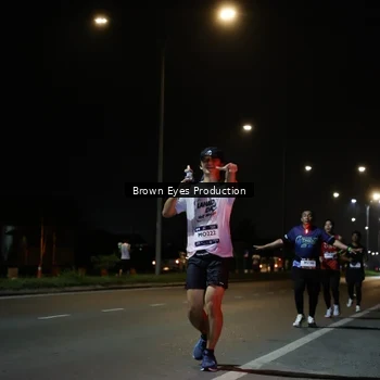 Runner Photo 7627646