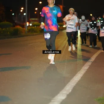 Runner Photo 7627649