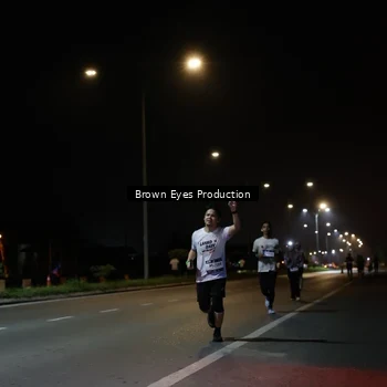 Runner Photo 7627668