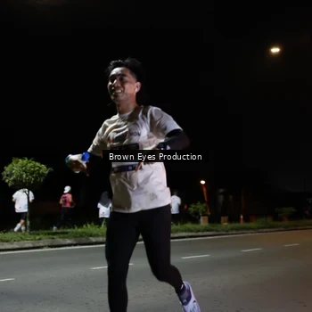 Runner Photo 7627672