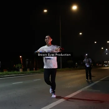 Runner Photo 7627677