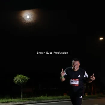 Runner Photo 7627680
