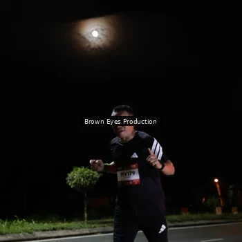 Runner Photo 7627681