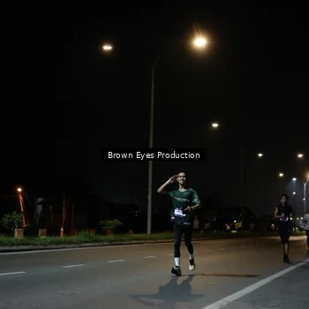 Runner Photo 7627684