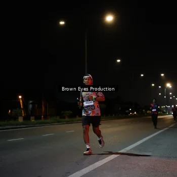 Runner Photo 7627691
