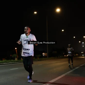Runner Photo 7627692