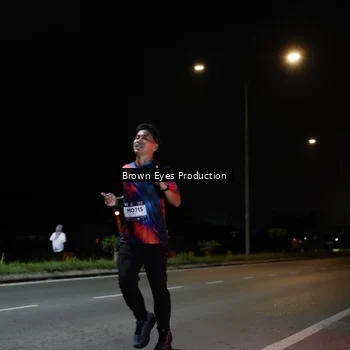 Runner Photo 7627697