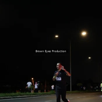 Runner Photo 7627701