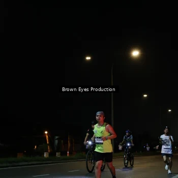 Runner Photo 7627710