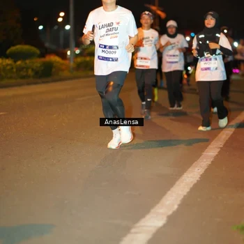Runner Photo 7627715
