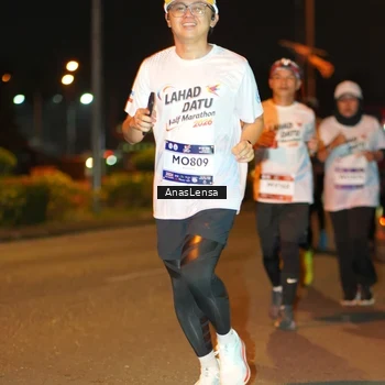 Runner Photo 7627717