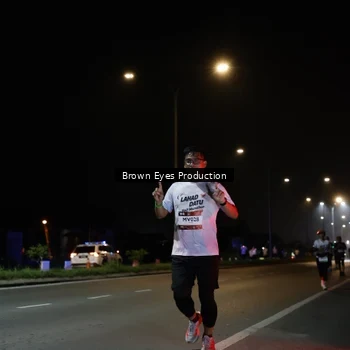 Runner Photo 7627722
