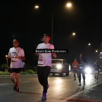 Runner Photo 7627770