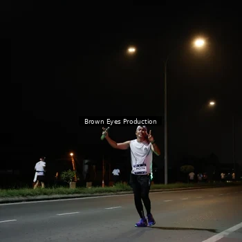 Runner Photo 7627773