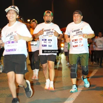 Runner Photo 7627809