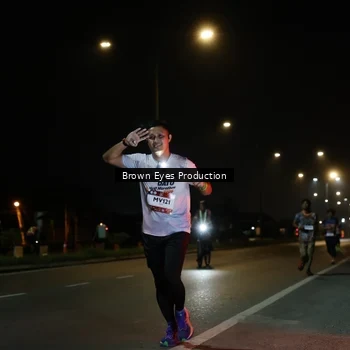 Runner Photo 7627812
