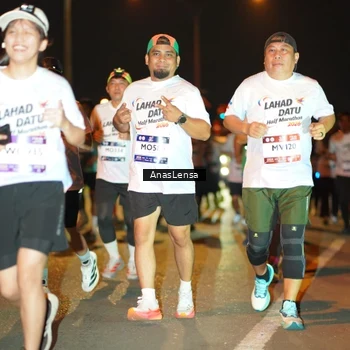Runner Photo 7627813