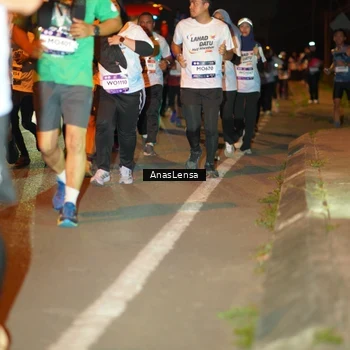 Runner Photo 7627820