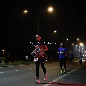Runner Photo 7627835