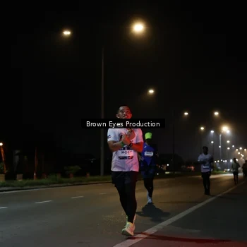 Runner Photo 7627842