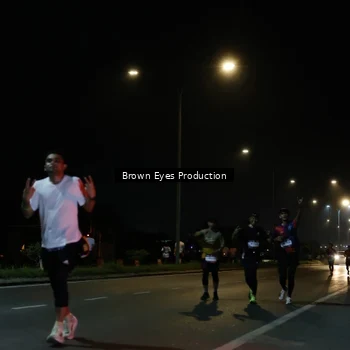 Runner Photo 7627877
