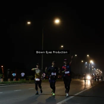 Runner Photo 7627879