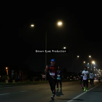 Runner Photo 7627881