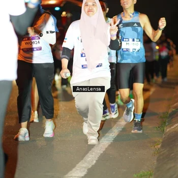 Runner Photo 7627887