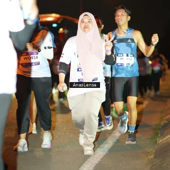 Runner Photo 7627888