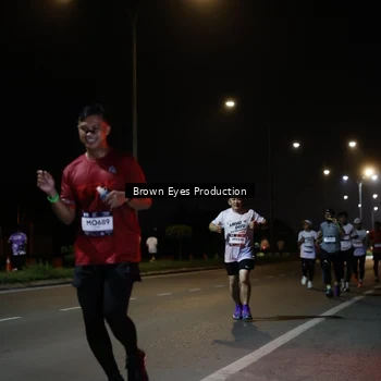 Runner Photo 7627908