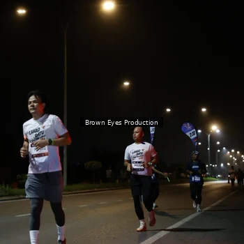 Runner Photo 7627920
