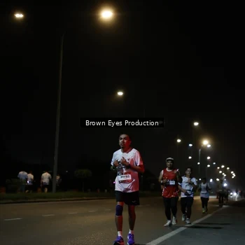 Runner Photo 7627938