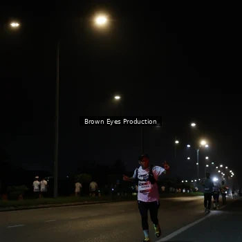 Runner Photo 7627944