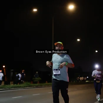 Runner Photo 7627946