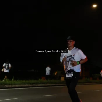 Runner Photo 7627950
