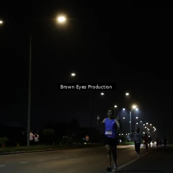 Runner Photo 7627952