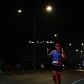 Runner Photo 7627953