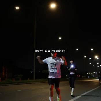 Runner Photo 7627991