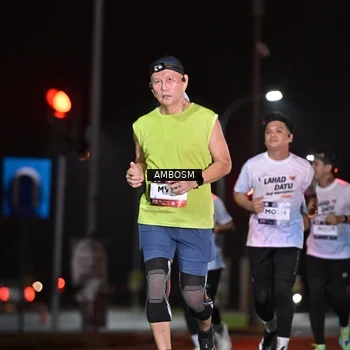 Runner Photo 7628002
