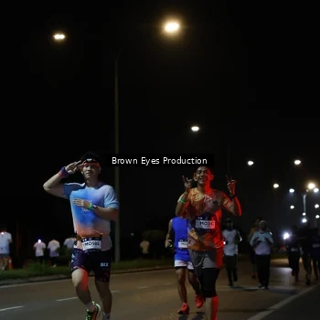 Runner Photo 7628010