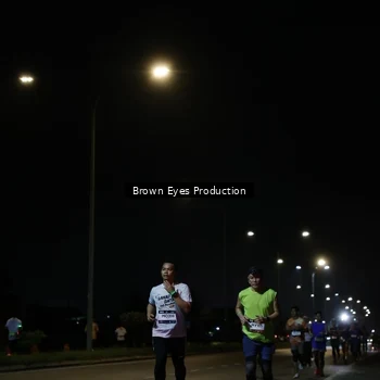 Runner Photo 7628012