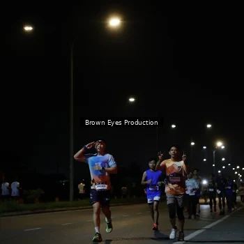 Runner Photo 7628013