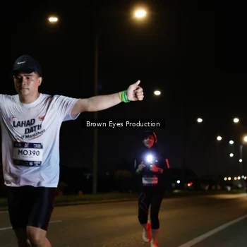 Runner Photo 7628035