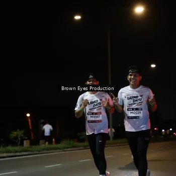 Runner Photo 7628041