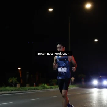 Runner Photo 7628057
