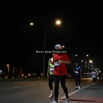 Runner Photo 7628072