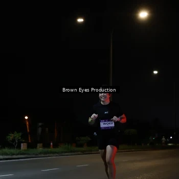 Runner Photo 7628073
