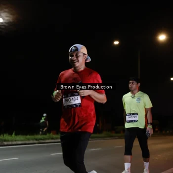Runner Photo 7628074
