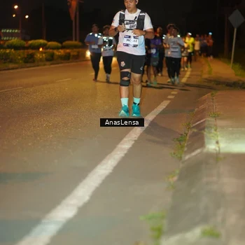 Runner Photo 7628094